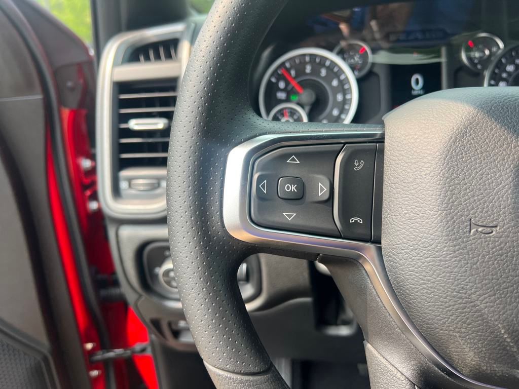 new 2025 Ram 1500 car, priced at $43,990