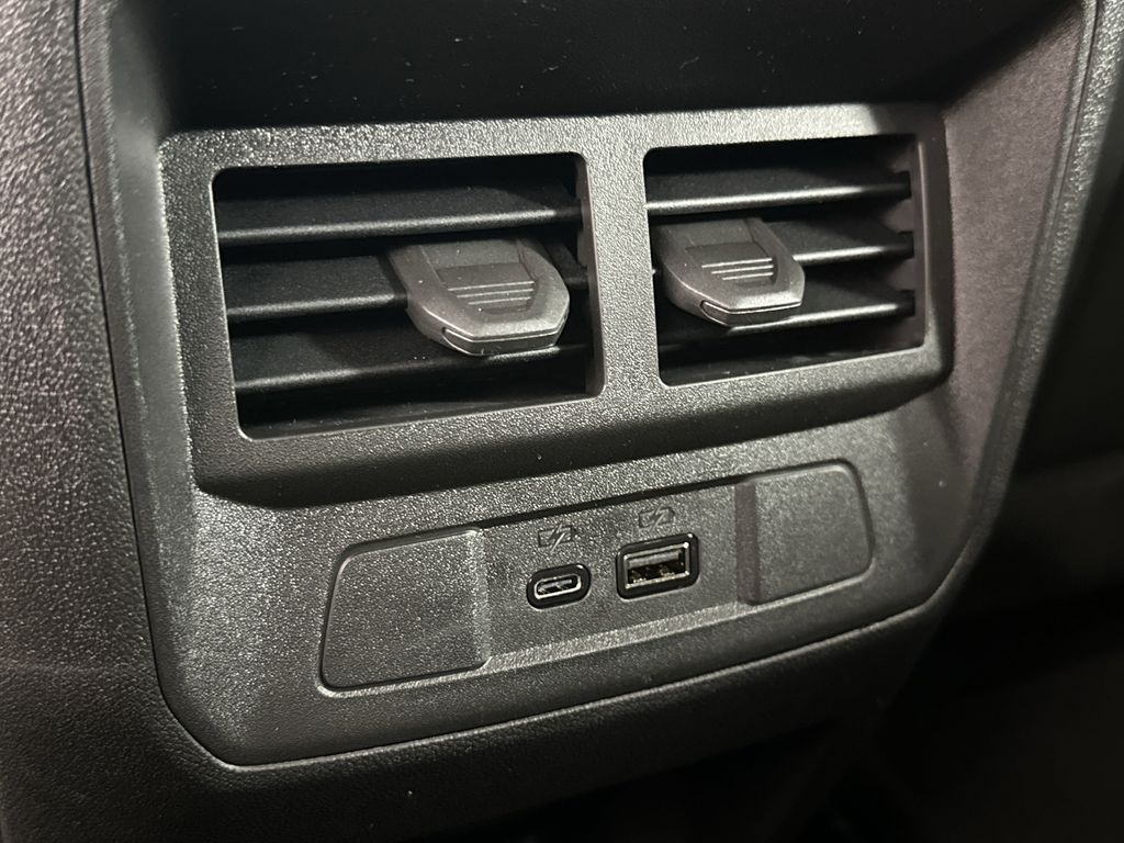 new 2025 GMC Canyon car, priced at $40,995