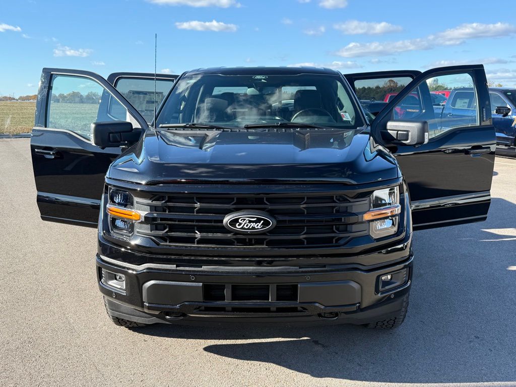 new 2024 Ford F-150 car, priced at $52,501