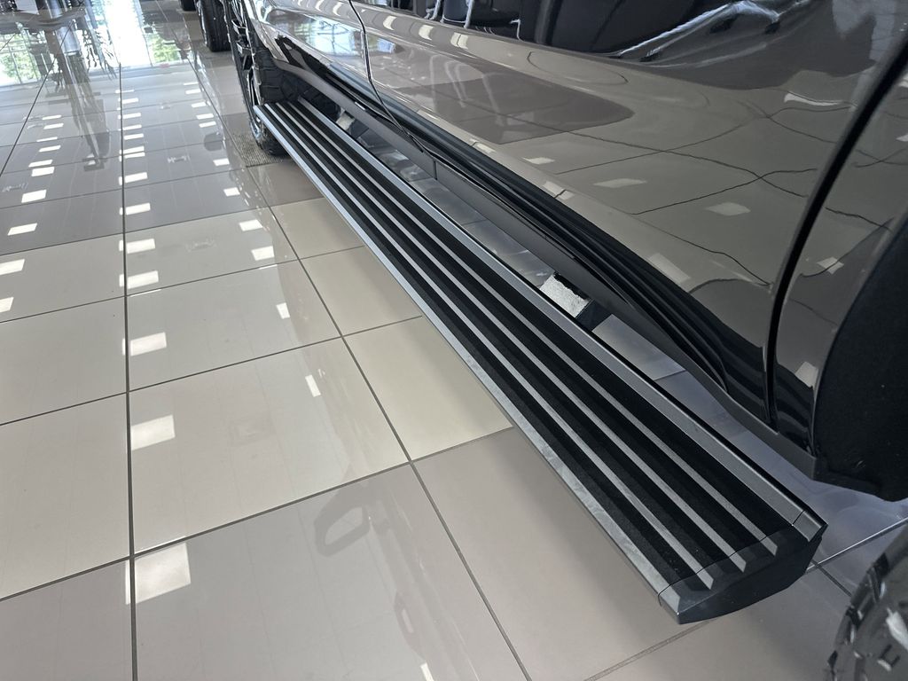 new 2025 GMC Yukon car, priced at $100,589