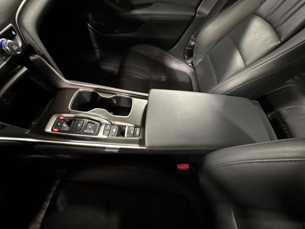 used 2022 Honda Accord Hybrid car, priced at $23,418