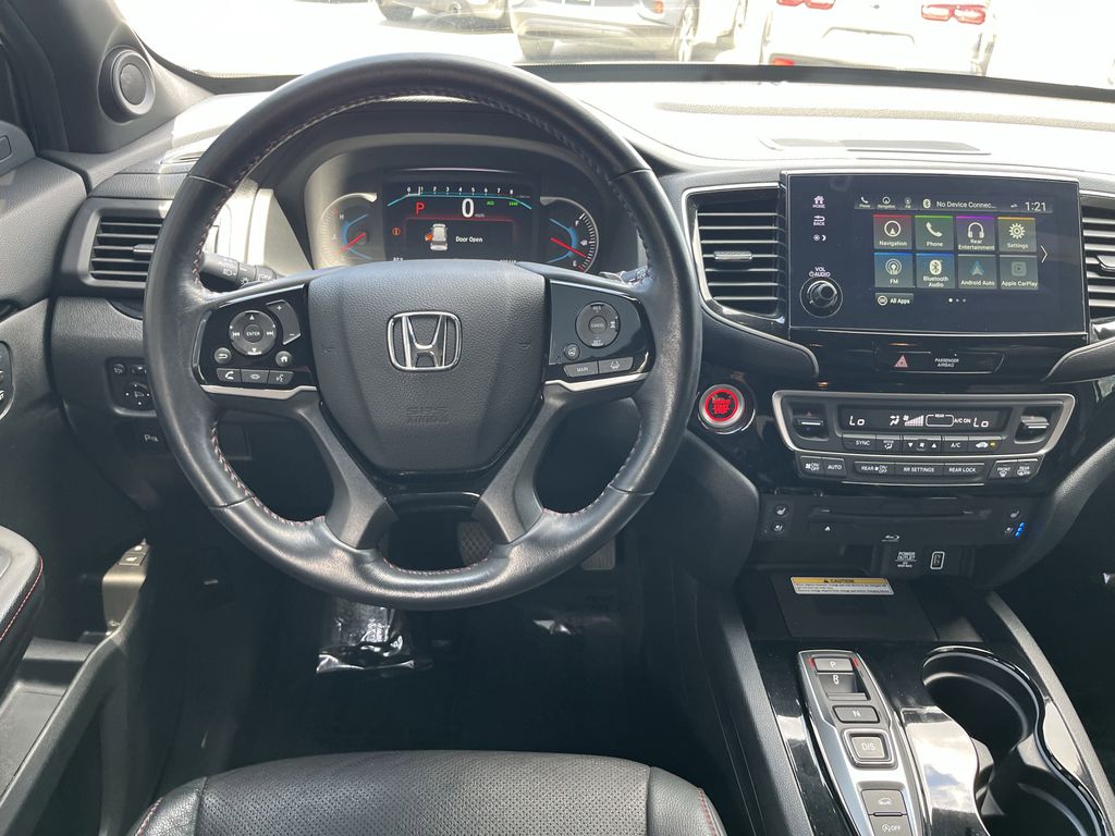 used 2022 Honda Pilot car, priced at $35,995