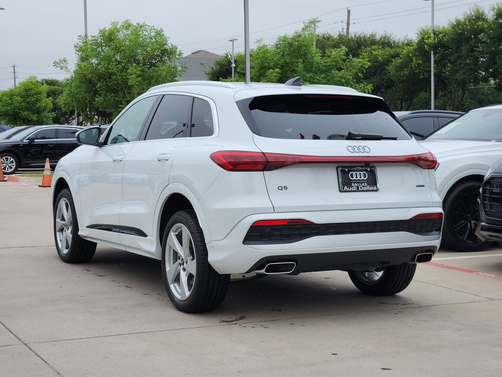 new 2025 Audi Q5 car, priced at $60,975