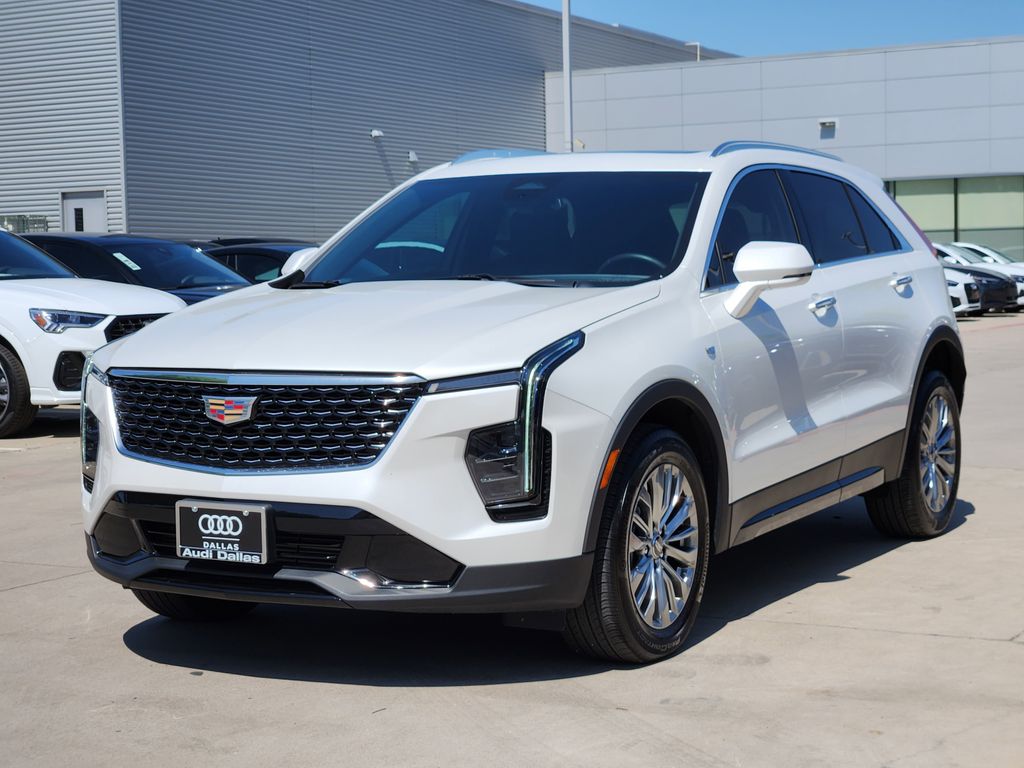 used 2024 Cadillac XT4 car, priced at $36,304