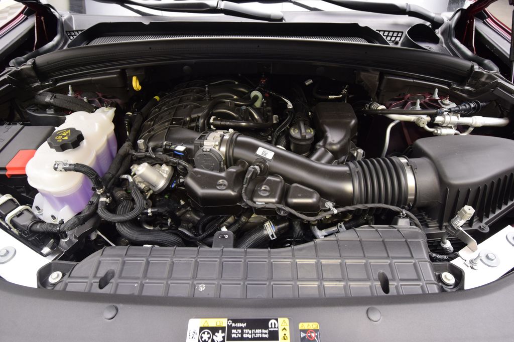 new 2025 Jeep Grand Cherokee car, priced at $40,288