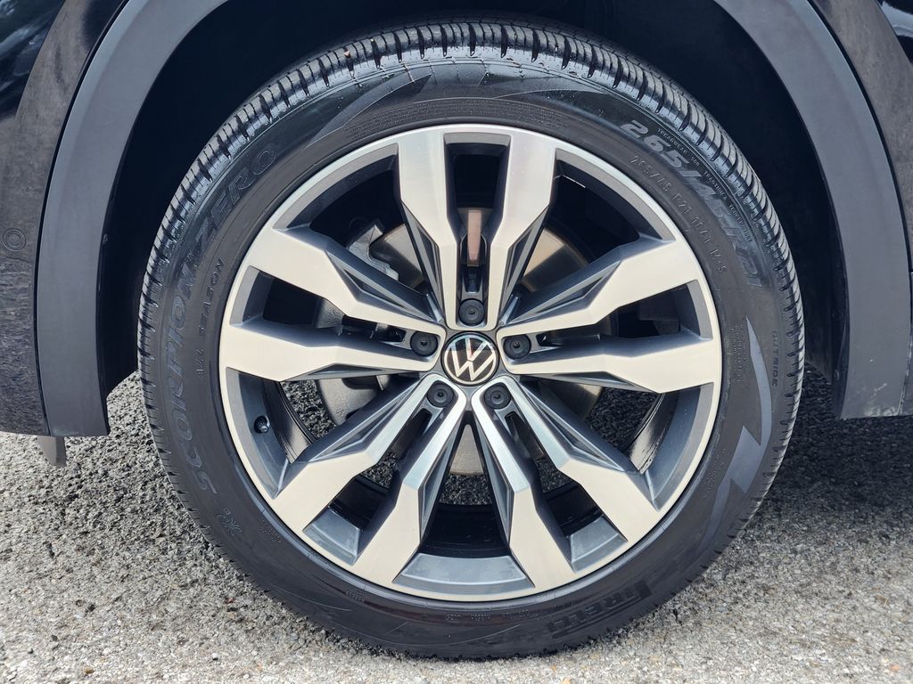used 2022 Volkswagen Atlas car, priced at $34,524