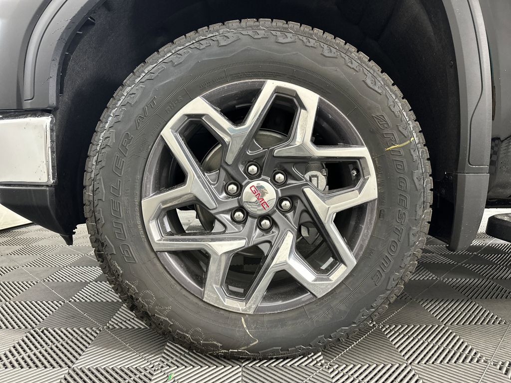 new 2025 GMC Sierra 1500 car, priced at $59,319