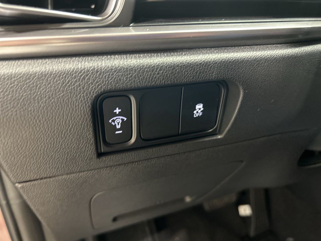 new 2025 Kia Sorento car, priced at $36,616