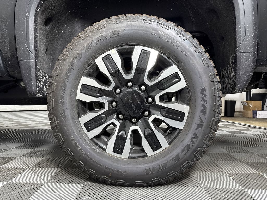 new 2025 GMC Sierra 2500HD car, priced at $94,014