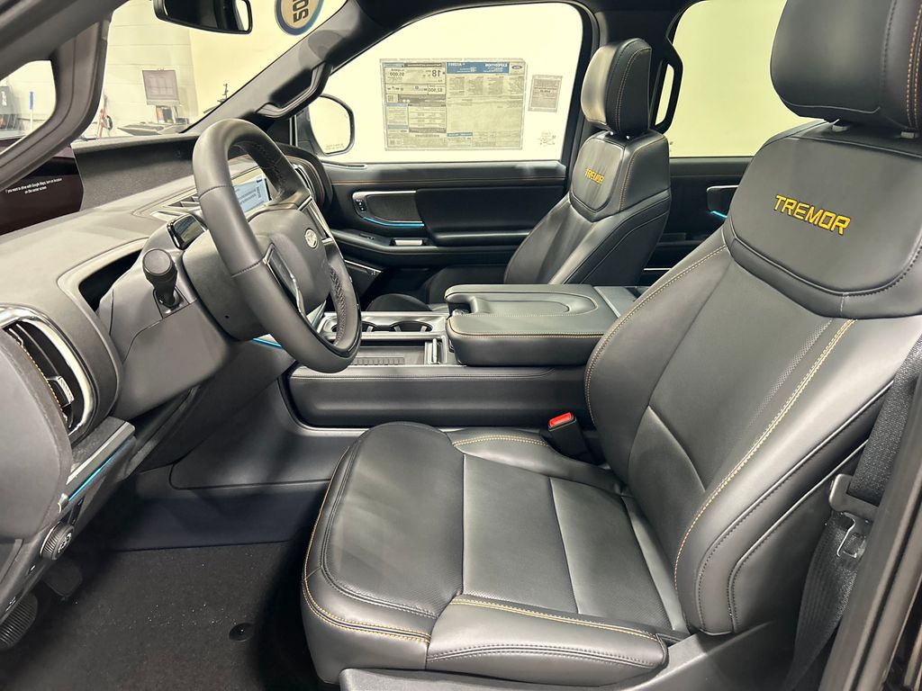 new 2025 Ford Expedition car, priced at $83,770