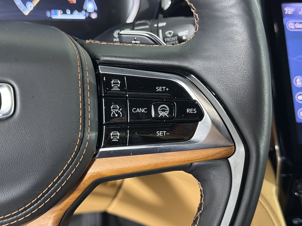 used 2025 Jeep Grand Cherokee car, priced at $53,195