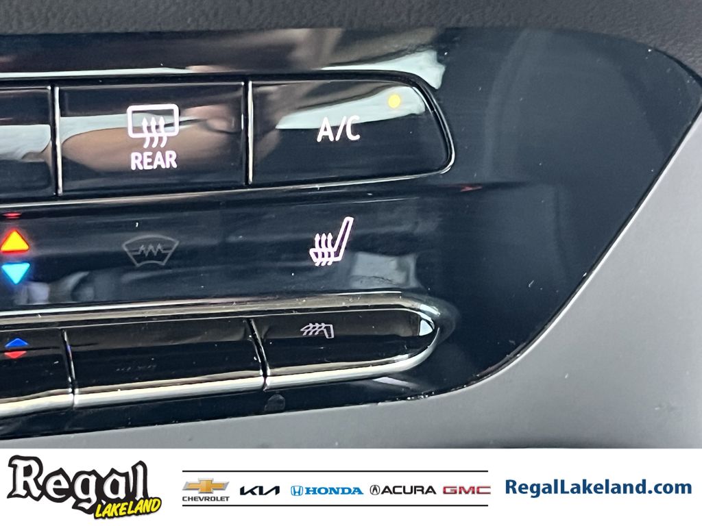 used 2023 Buick Envision car, priced at $26,591