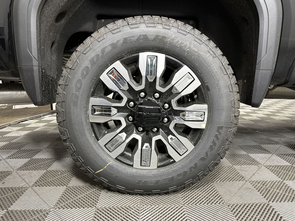 new 2025 GMC Sierra 2500HD car, priced at $86,530