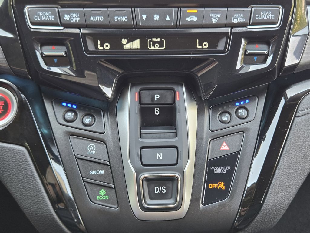 used 2024 Honda Odyssey car, priced at $45,991
