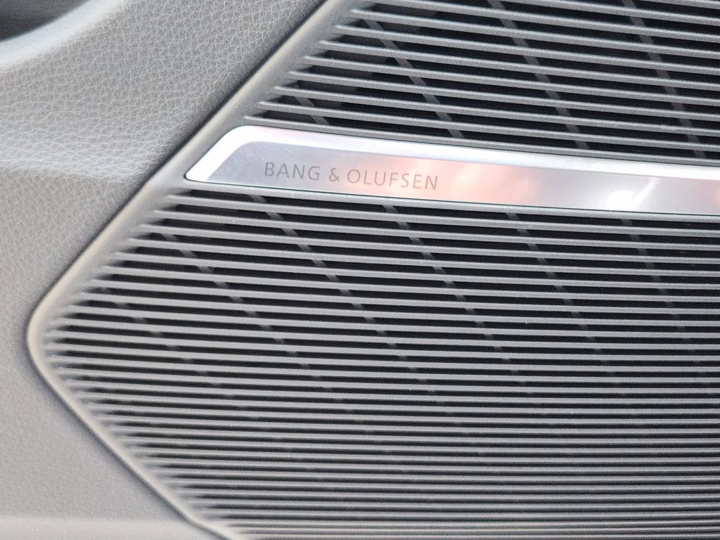 used 2025 Audi Q7 car, priced at $57,991