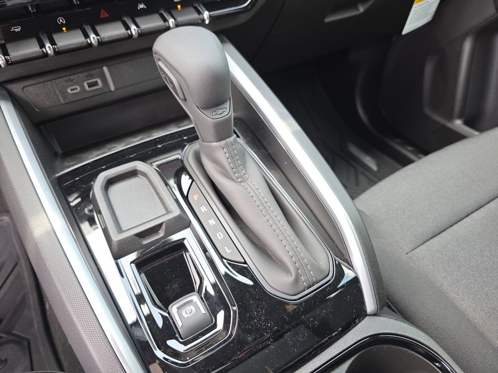 new 2025 Chevrolet Colorado car, priced at $32,837