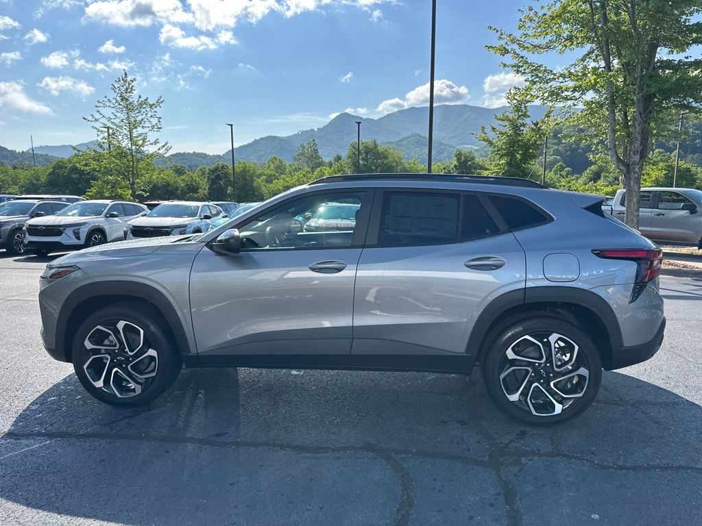 new 2025 Chevrolet Trax car, priced at $25,895
