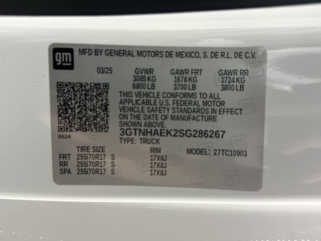 new 2025 GMC Sierra 1500 car, priced at $33,145