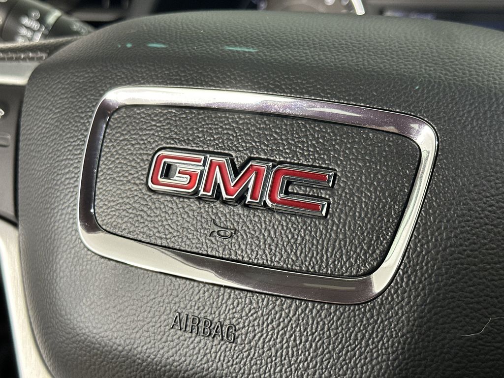 used 2023 GMC Acadia car, priced at $31,922