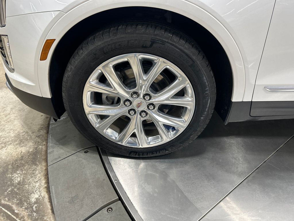 used 2020 Cadillac XT5 car, priced at $29,969