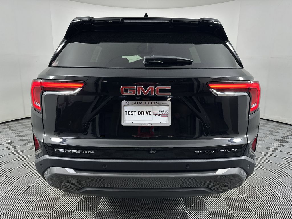 new 2025 GMC Terrain car, priced at $28,890