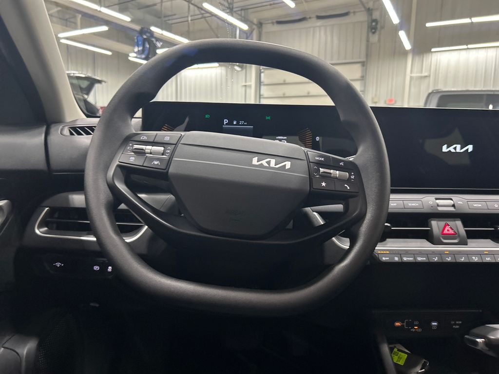new 2025 Kia K4 car, priced at $23,165