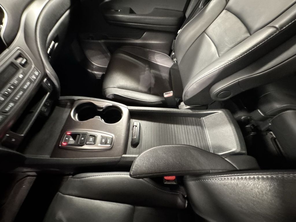 used 2022 Honda Pilot car, priced at $32,841