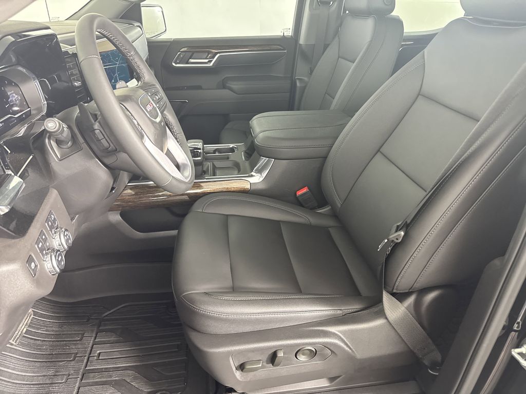 new 2025 GMC Sierra 1500 car, priced at $61,779