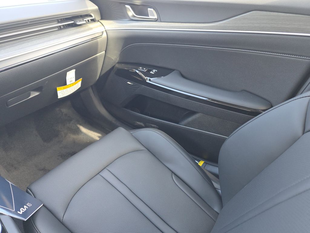 new 2026 Kia K5 car, priced at $32,306