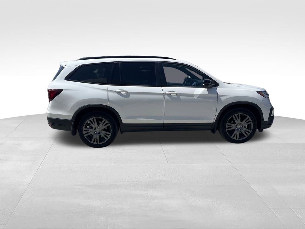 used 2022 Honda Pilot car, priced at $29,993