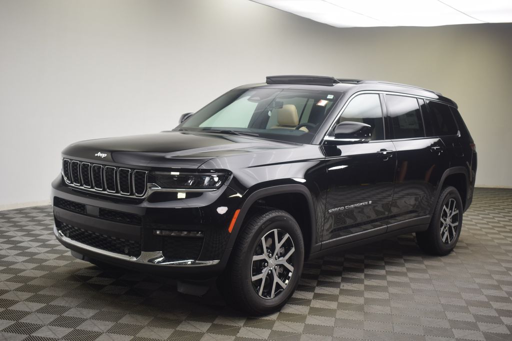 new 2025 Jeep Grand Cherokee L car, priced at $50,651
