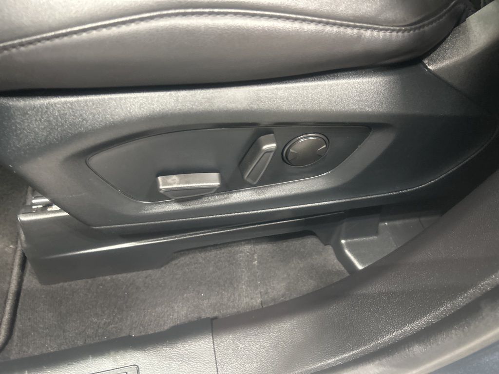 used 2022 Ford Explorer car, priced at $29,789