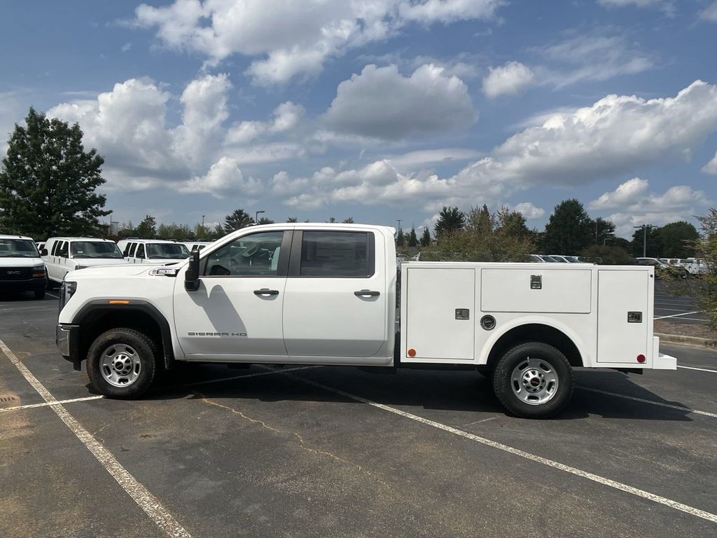 new 2024 GMC Sierra 2500HD car, priced at $51,433