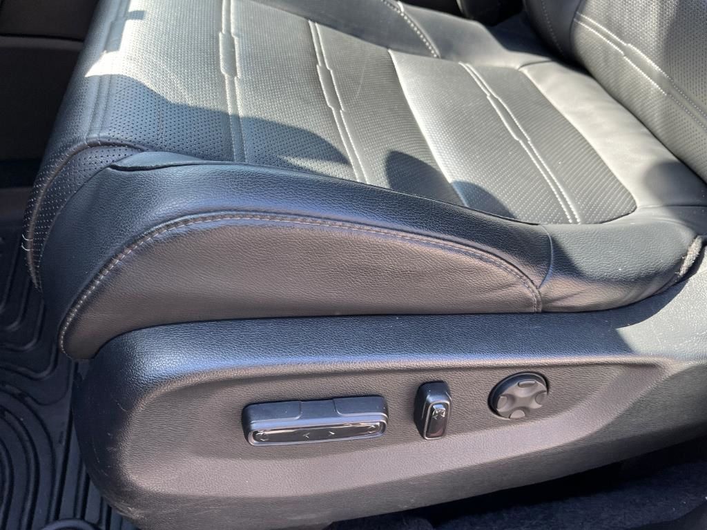 used 2020 Honda CR-V car, priced at $23,564