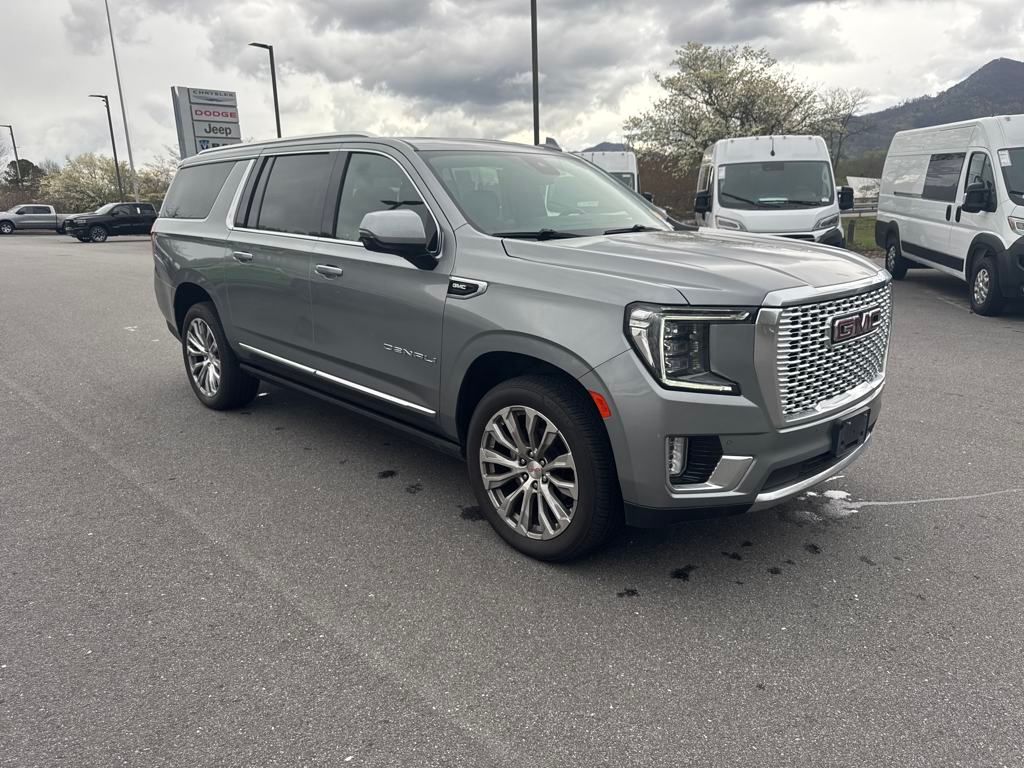 used 2023 GMC Yukon XL car, priced at $62,900