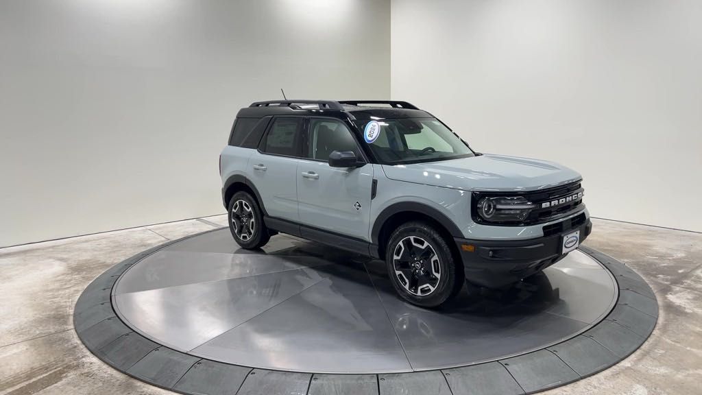 new 2024 Ford Bronco Sport car, priced at $37,070