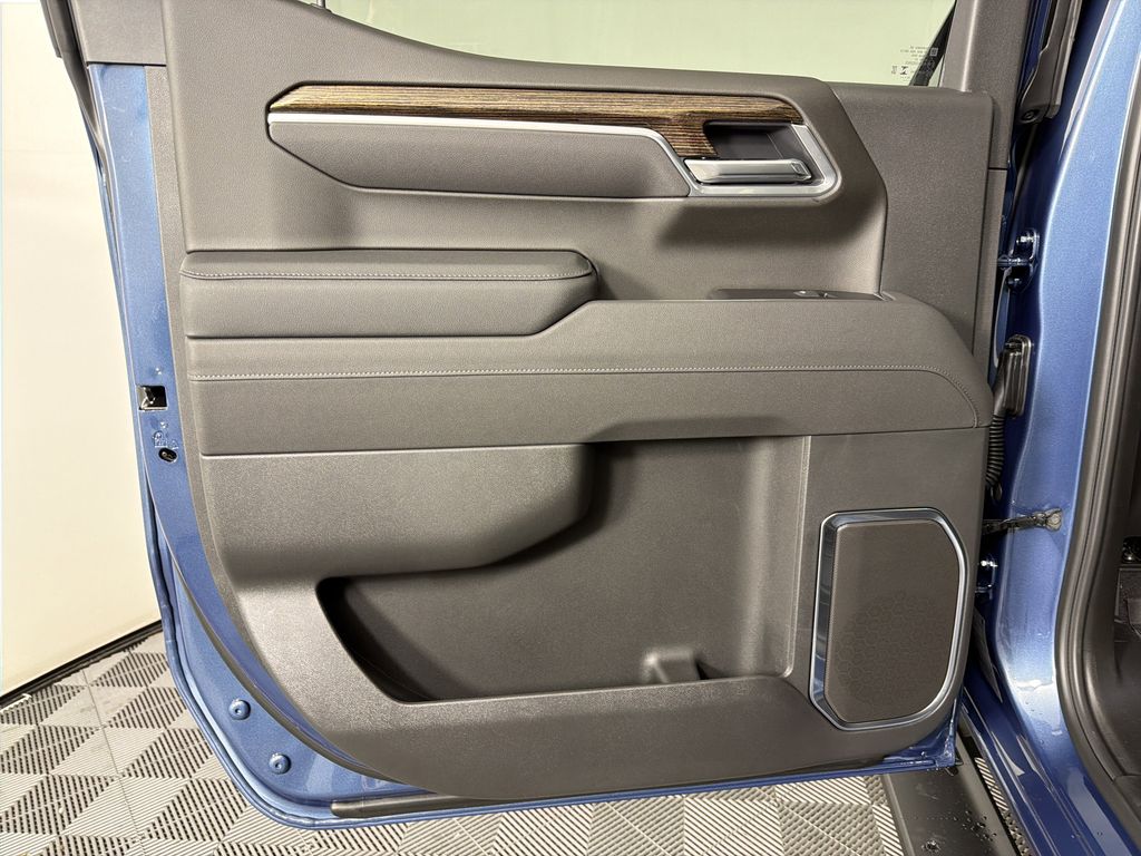 new 2026 GMC Sierra 1500 car, priced at $62,095