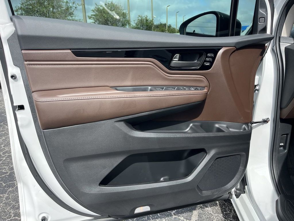 new 2025 Honda Odyssey car, priced at $46,522