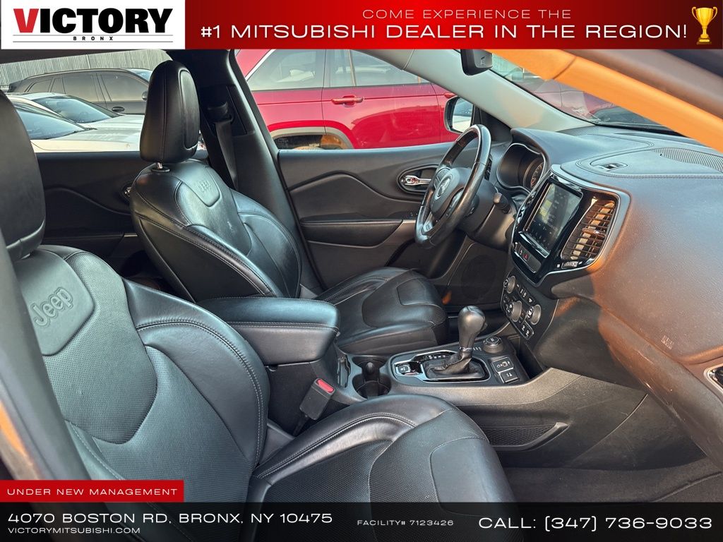 used 2019 Jeep Cherokee car, priced at $14,555
