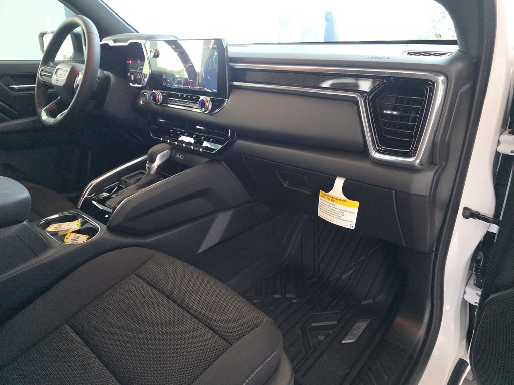 new 2025 GMC Canyon car, priced at $37,652