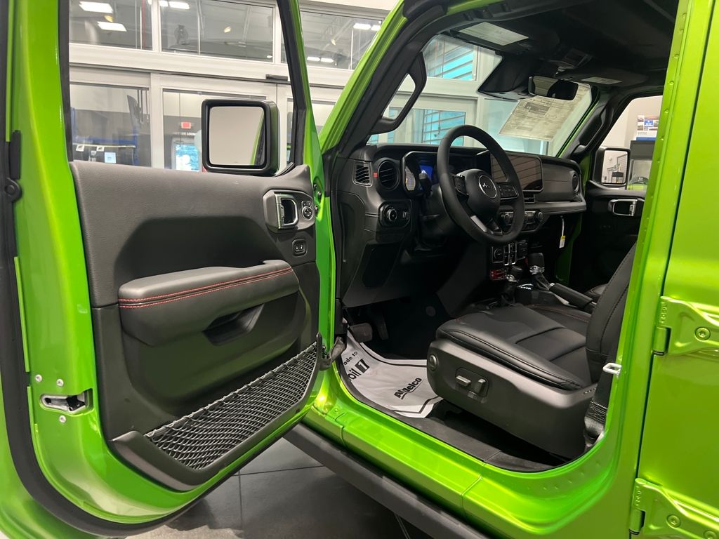 new 2025 Jeep Wrangler car, priced at $65,990