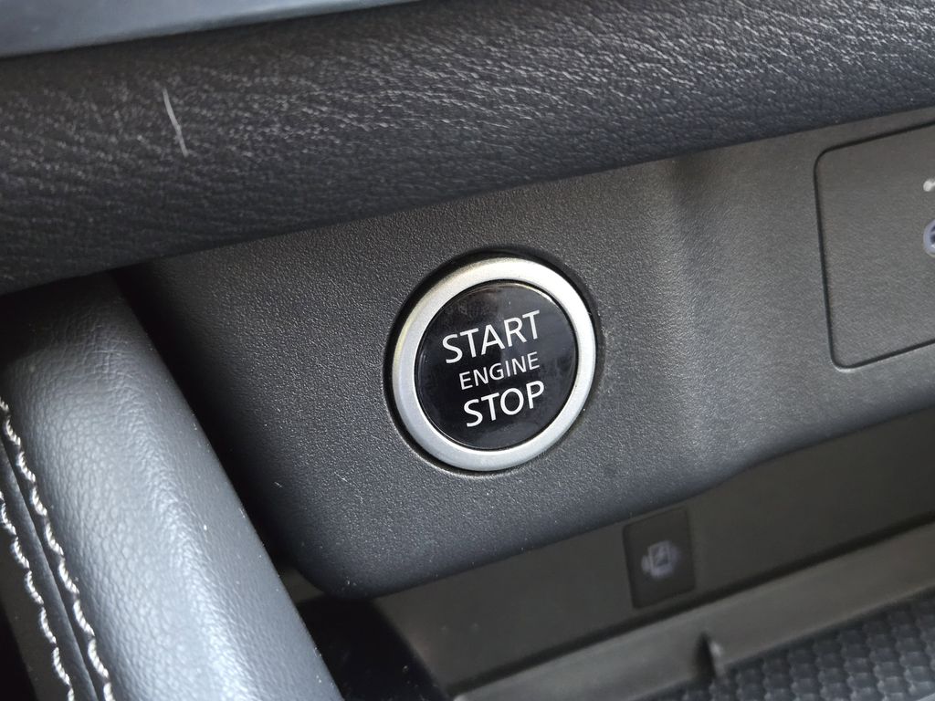 used 2021 Nissan Rogue car, priced at $24,642