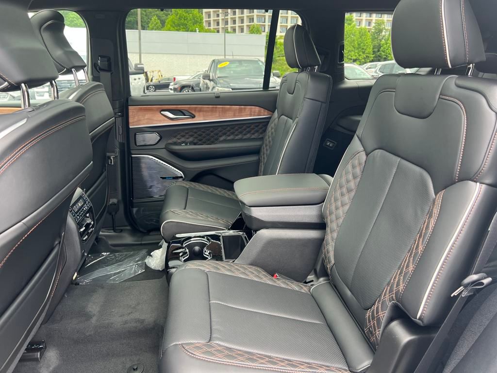 new 2025 Jeep Grand Cherokee L car, priced at $67,326