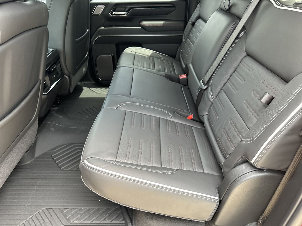 new 2025 GMC Sierra 2500HD car, priced at $104,089
