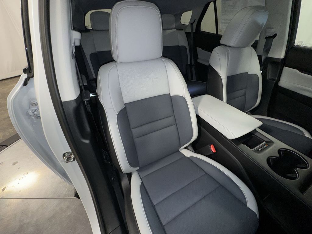 new 2025 Honda Prologue car, priced at $59,805