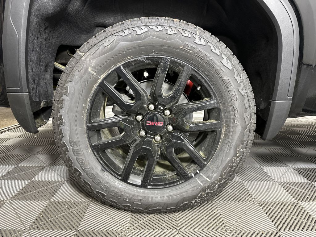 new 2025 GMC Sierra 1500 car, priced at $60,224
