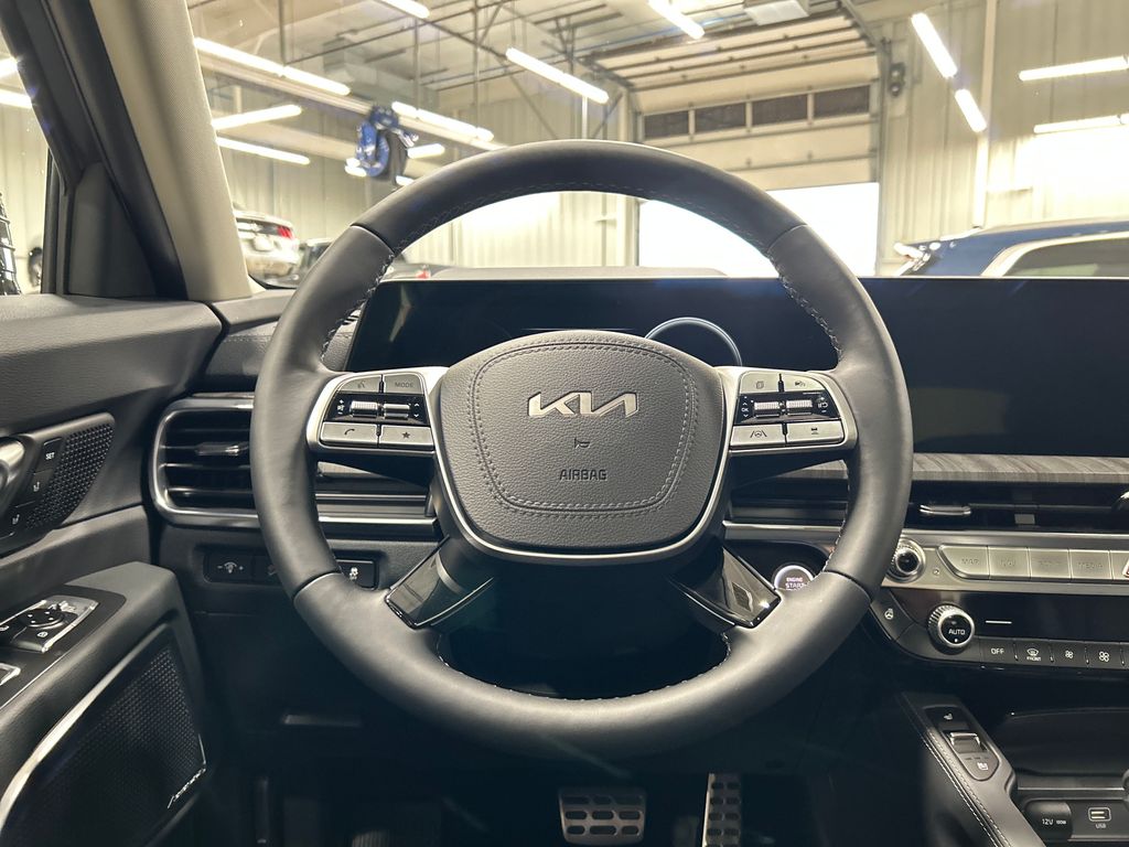 new 2025 Kia Telluride car, priced at $48,674