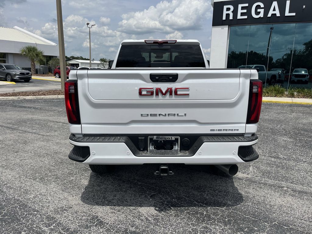 new 2025 GMC Sierra 2500HD car, priced at $89,650