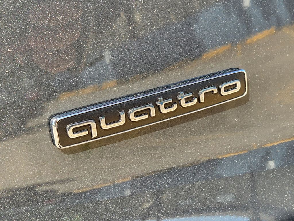 new 2025 Audi Q5 car, priced at $60,175