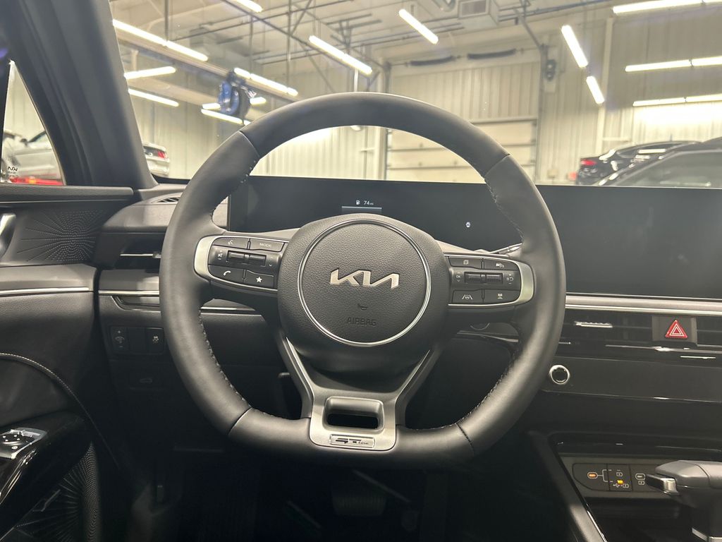 new 2025 Kia K5 car, priced at $31,612